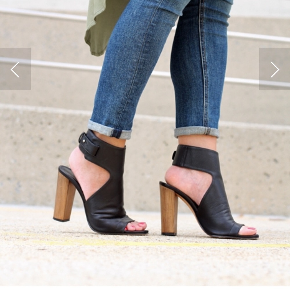 Vince Addie open toe bootie